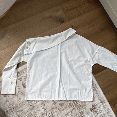 Chemise blanche asymétrique