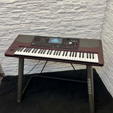Yamaha Pa1000 Keyboard