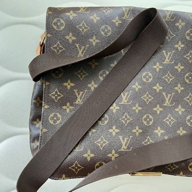 Louis Vuitton Mappe