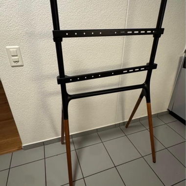 TV Ständer (LogiLink)