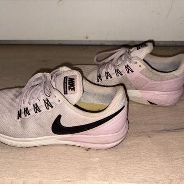 Nike Pink Running Shoes