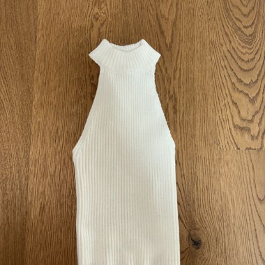 Top bianco con colletto
