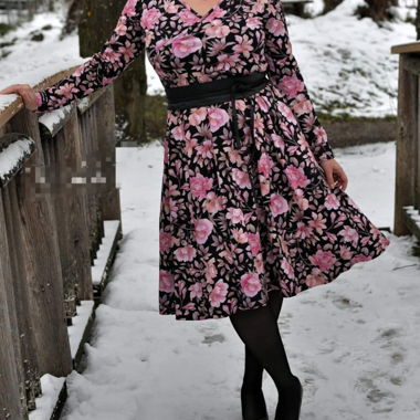 Kleid mit Blumen