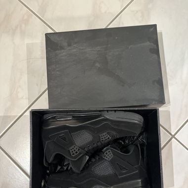 Jordan 4 Black Cats Schuhe