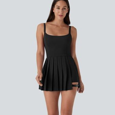 Schwarzes Plissee-Kleid