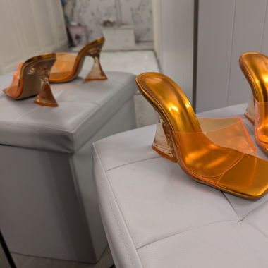 High-Heels