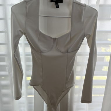 New Look Ribbed Long-Sleeve Bodysuit