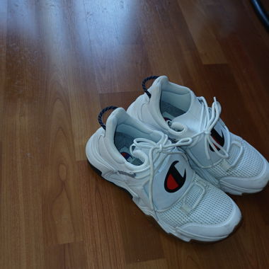 Sneakers champion