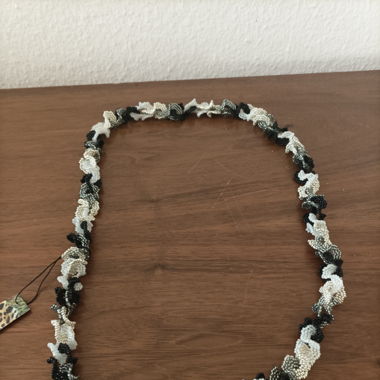 Neue Perlenkette (Handmade)