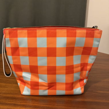 Pochette DVF
