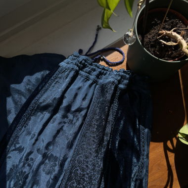 gorgeous 90's vintage maxi skirt 
