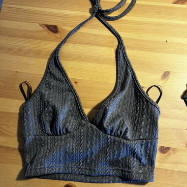 Top court gris