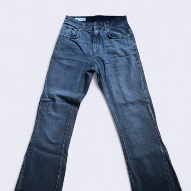 Zara Flared-Jeans