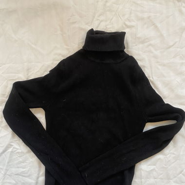 turtleneck sweater