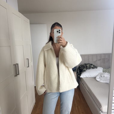 NA-KD Teddyjacke Creme 