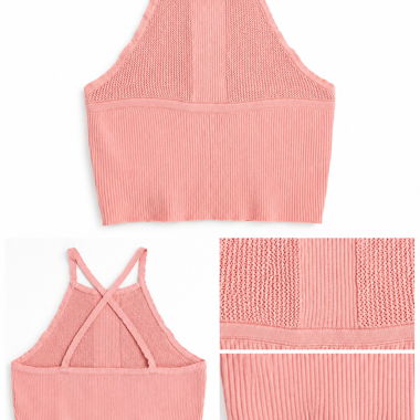 Top court en tricot rose