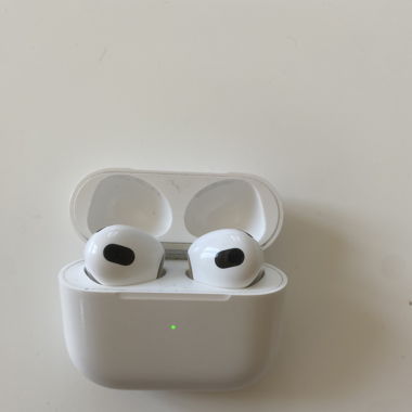 AIRPODS 3. GENERATION