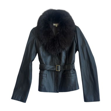 Lederjacke mit dunkelbraunem Fellkragen