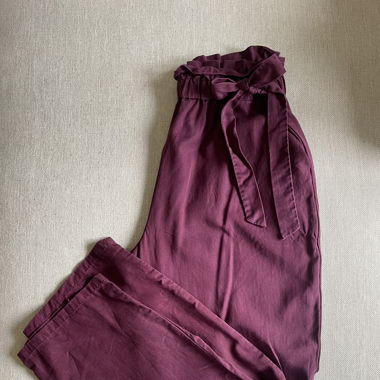 Pantalon en tissu produit de manière durable