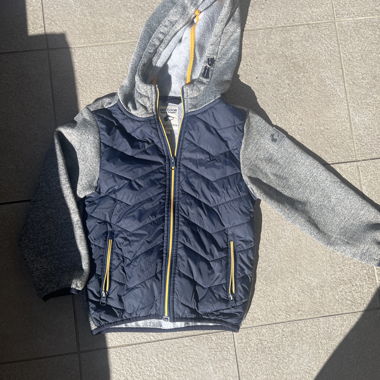 Veste à capuche pour enfants