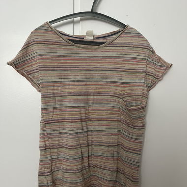 Colourful T-shirt