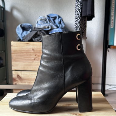 black leather heel boots