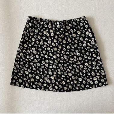 black flower mini skirt