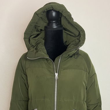 Zara Jacke