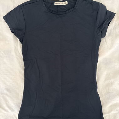 T-shirt navy aderente Pull&Bear