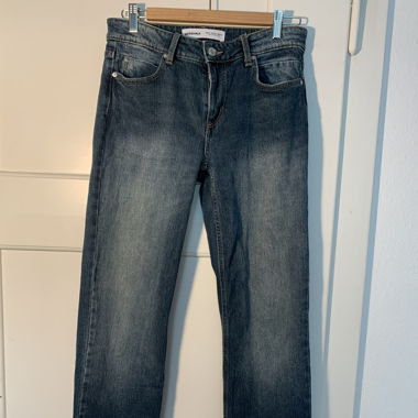 Dark wash low waist Jeans 