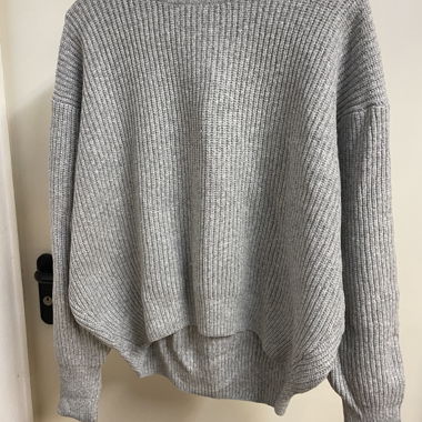 H&M grauer Pullover