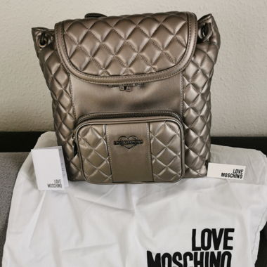 Sac à dos Love Moschino neuf 