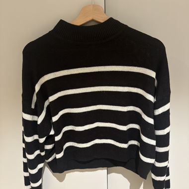 Maglione di maglia a righe