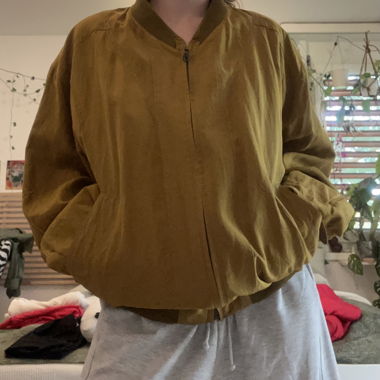 Light bomber jacket