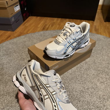 Asics gel NYC 2055 grey
