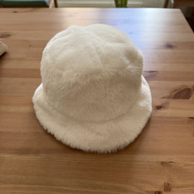 Bucket Hat in ecopelliccia bianco H&M taglia S