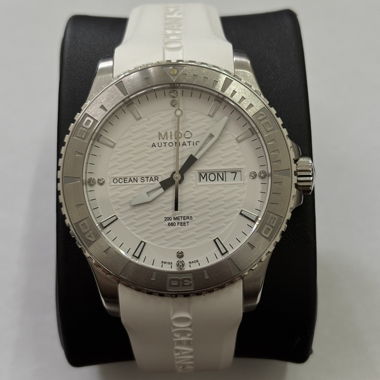 Mido ocean star with diamonds