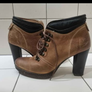 Chaussures en cuir