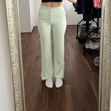 grün-weiss karierte Stoffhose