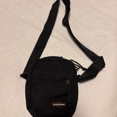 Eastpak Umhängetasche schwarz