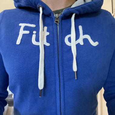 Sweatshirt mit Kapuze