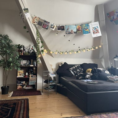 Cadre de lit avec sommier et rangements 140x200cm 