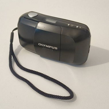 Olympus Mju I Kompakt-Analogkamera (Point-&-Shoot)