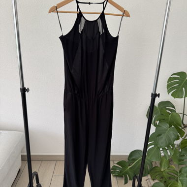 Tuta nera elegante di Promod, taglia S-M