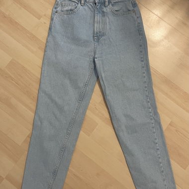 Zara Jeans
