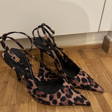 Zara Leopard-Pumps