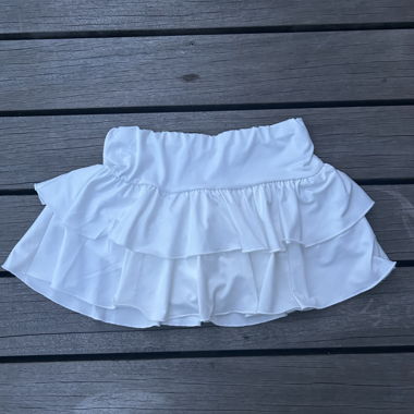 Jupe mini à volants blanche