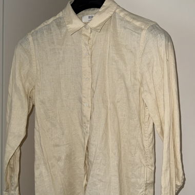 Chemise en lin jaune beurré UNIQLO