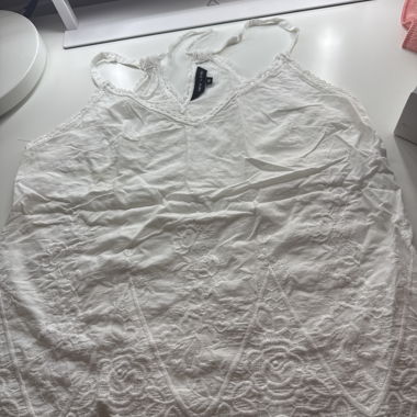 Haut Camisole en Dentelle Blanche