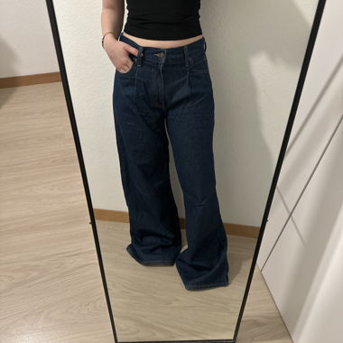 Levis Wide Leg